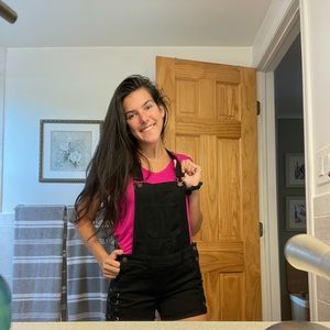 selling a hollister, never worn black overalls